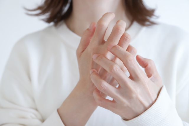 手足のひび割れ